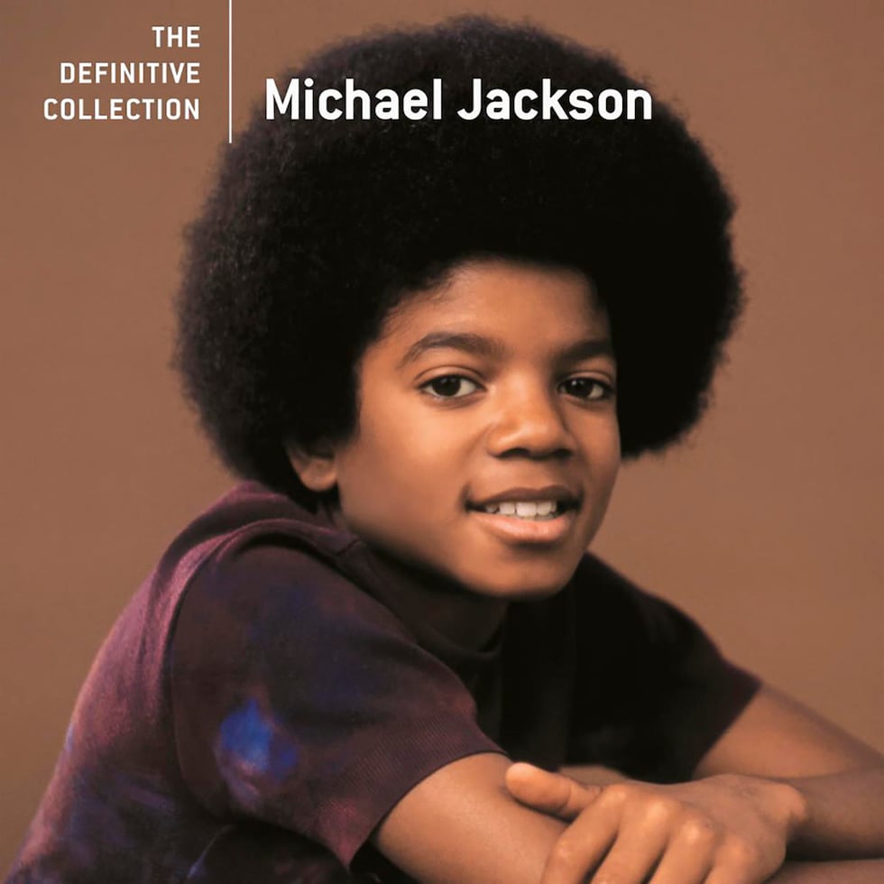 Los grandes primeros clásicos de Michael Jackson, incluyendo éxitos como 'ABC' o 'I'll be there' con los Jackson 5, se han recopilado en un solo vinilo, titulado 'The Definitive Collection LP', que sale a la venta este viernes, anunció Universal Music en un comunicado.