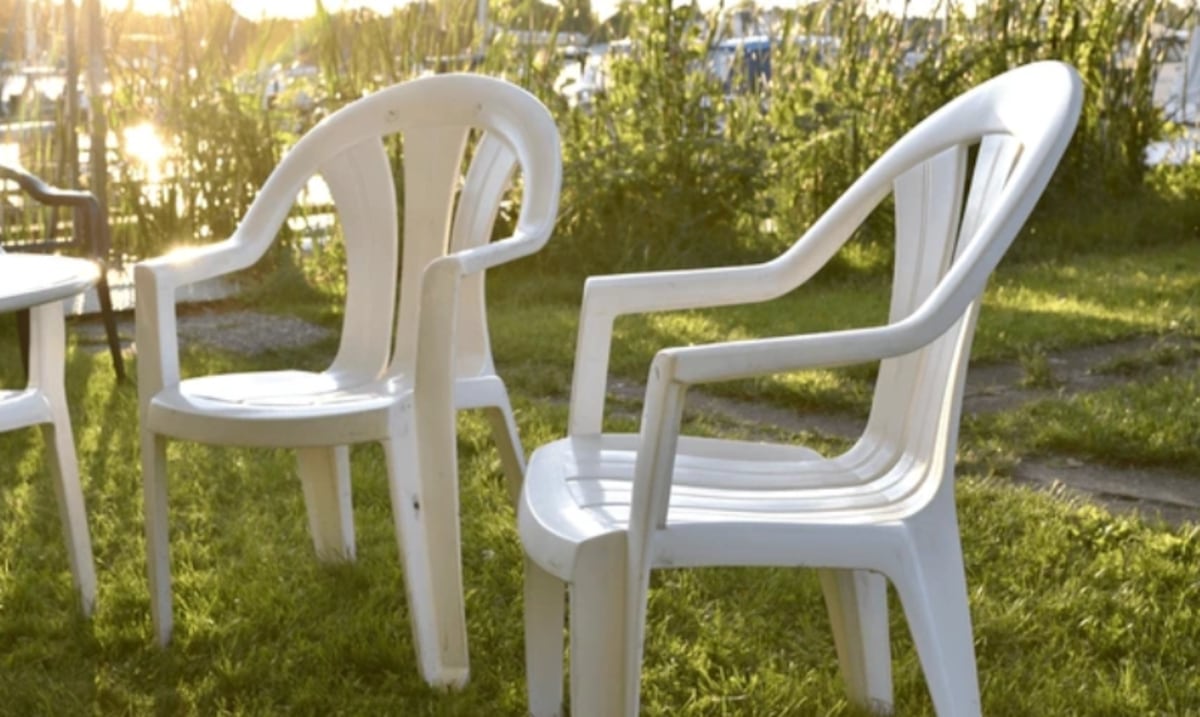 Agrede a su hermana con una silla plástica en la cabeza en medio de una disputa familiar en Cayey