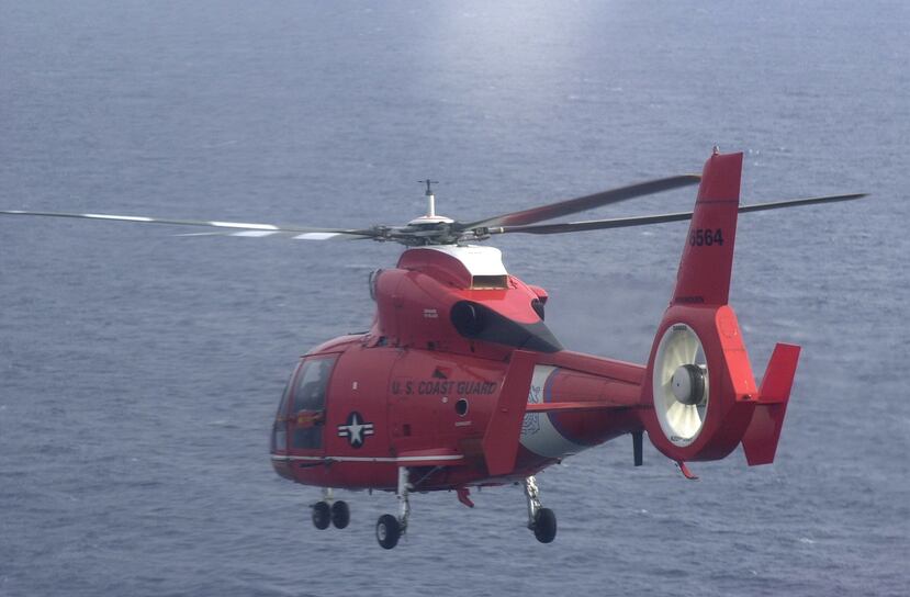 Un helicóptero de la Guardia Costera.
