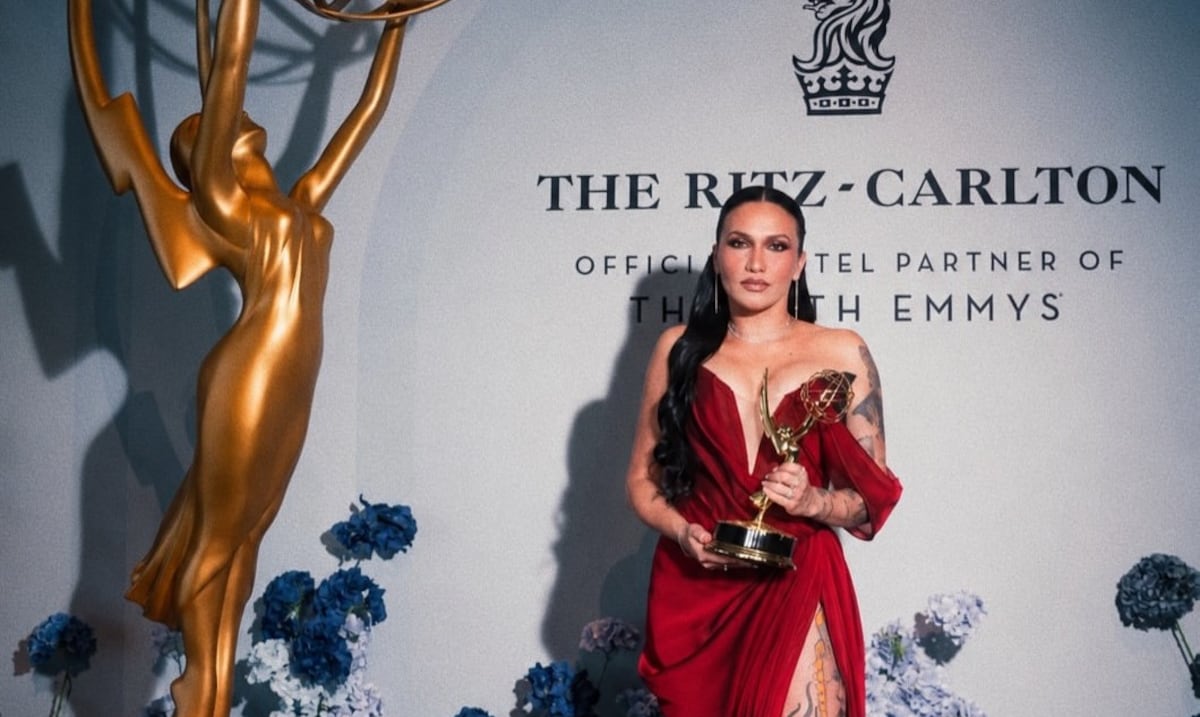 Karina Ortiz gana un Emmy por su trabajo en el show de Bad Bunny en el Super Bowl