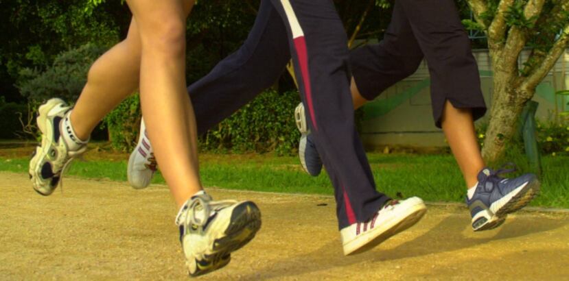 Las dimensiones de Parque Central, usado para diversas actividades como ejercitarse, levantan serias condiciones de seguridad al caer la noche, según la alcaldesa. (Archivo)