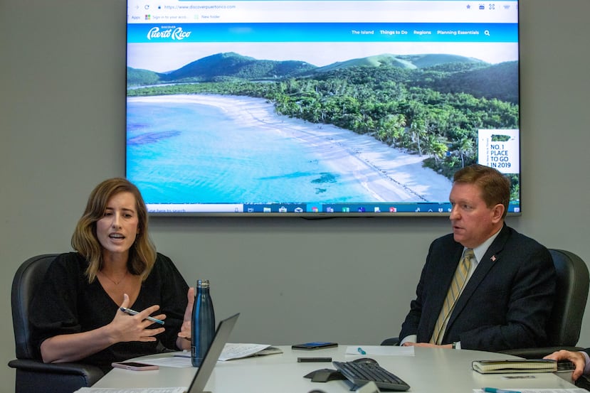 Desde la izquierda: Leah Chandler, principal oficial de mercadeo de Discover Puerto Rico, y Brad Dean, principal oficial ejecutivo de la organización. (Suministrada)