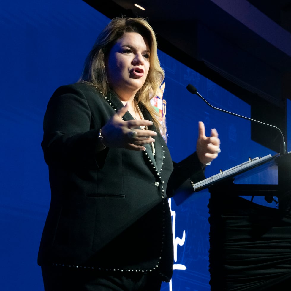 La gobernadora cuestionó el costo que representa la JSF para el erario desde que fue impuesta, en 2016, mediante la ley federal Promesa.