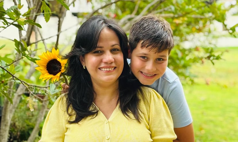 Dinorah Marie Bonilla Arroyo, gerente de Mercadeo de Airmaster, y Marco Emilio.