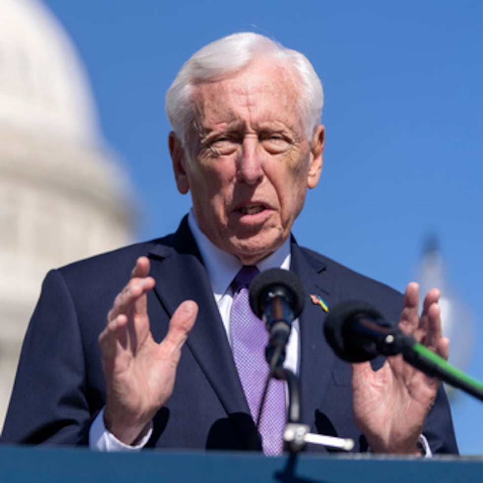El representante Steny Hoyer, demócrata de Maryland, llegó a la Cámara de Representantes en 1981, tras una elección especial