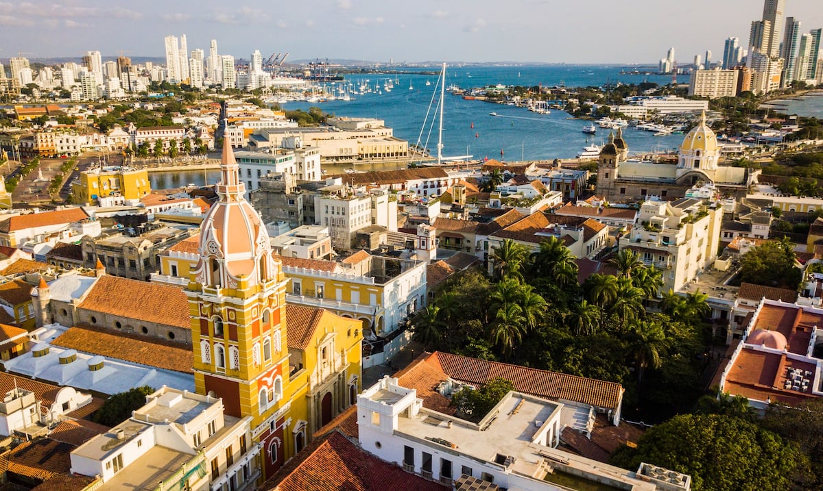 Colombia busca capitalizar aumento de 60% en viajeros puertorriqueños
