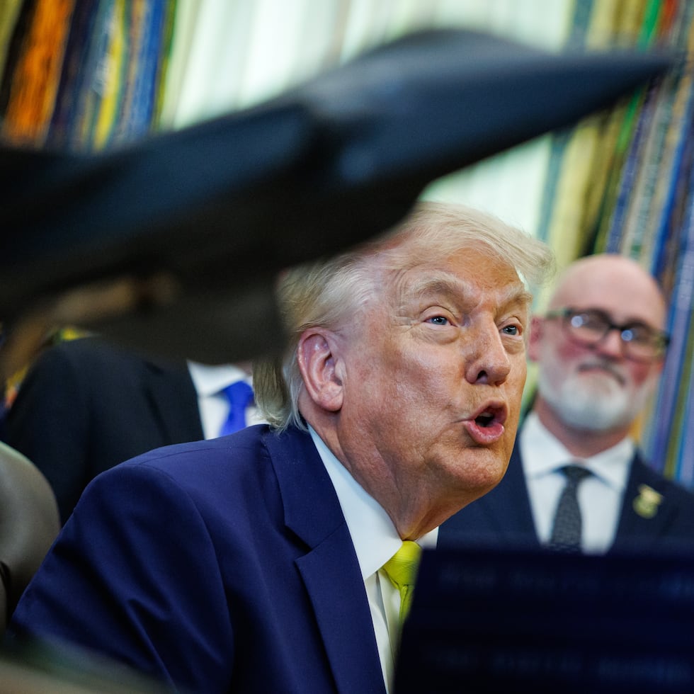 “Israel e Irán deben parar de disparar inmediatamente”, indicó Trump en su perfil de Truth Social.
