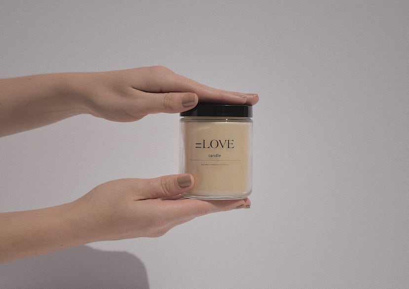 Vela de la marca puertorriqueña Equal Love.