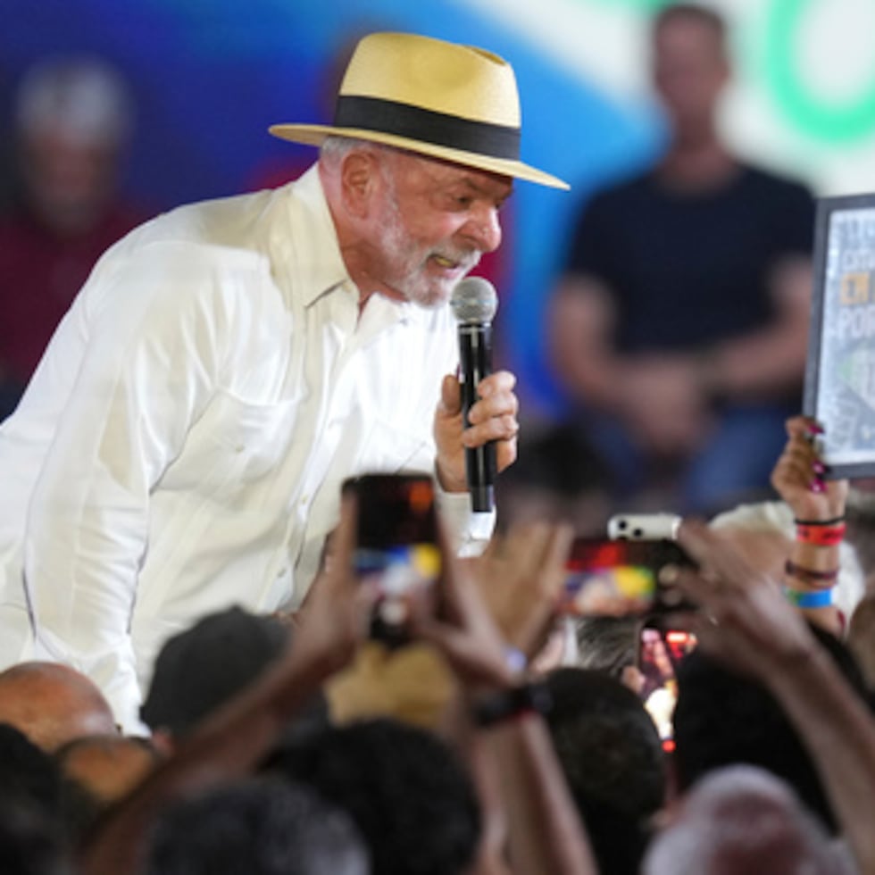 A pesar de los desafíos políticos existentes, las encuestas continúan mostrando una posición relativamente favorable para Luiz Inácio Lula da Silva, escribe José Gabriel Martínez Borrás