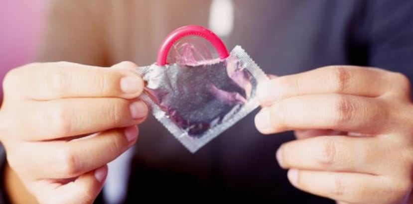 El uso correcto del condón puede reducir, pero no eliminar, el riesgo de las enfermedades de transmisión sexual. (Shuterstock)