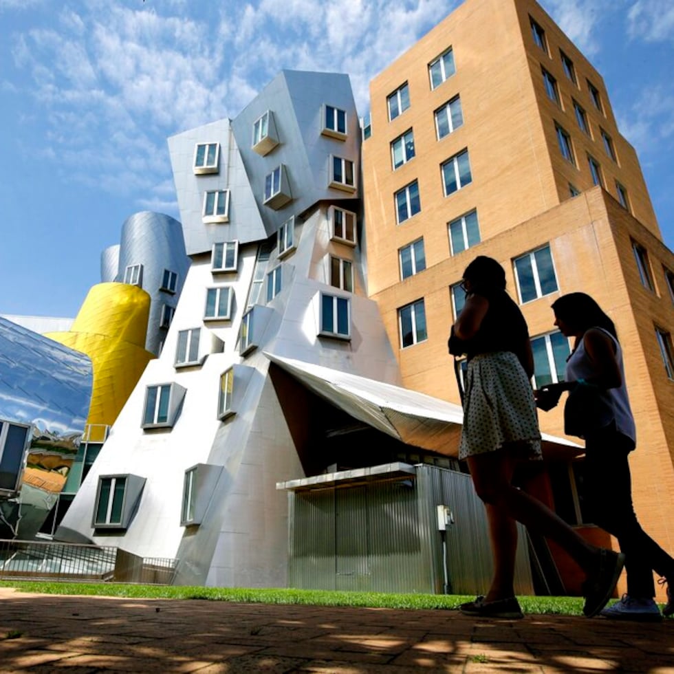 Un equipo de ingenieros del Instituto de Tecnología de Massachusetts (MIT), desarrolló un parche flexible para la administración de fármacos que se puede colocar en el corazón después de un infarto.