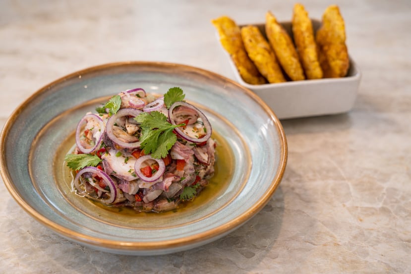Ensalada de pulpo con tostones de El Bembé en el Four Seasons Resort and Residences Puerto Rico, en Río Grande.