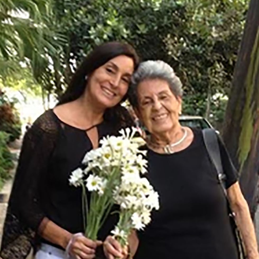 La artista junto a su hija.