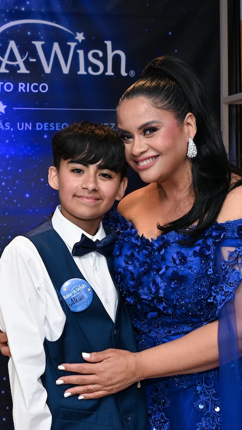 Byankah Sobá, animadora del evento, junto a Alexis Ocasio Ortiz, embajador de Make-A-Wish Puerto Rico.