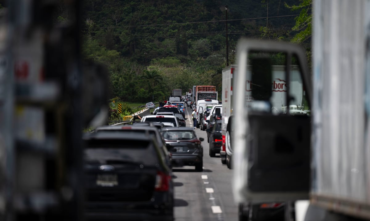 ¡Hay tapón! Reportan accidente con un camión en el expreso 52 de Caguas a Cayey