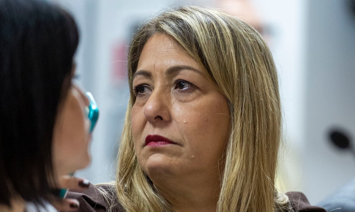 Carmelo Ríos pide renuncia de Suzanne Roig ante investigaciones en el Departamento de la Familia