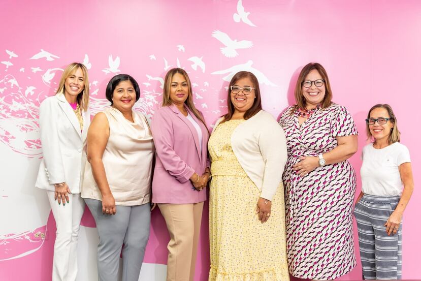 De izquierda a derecha: Taína Berríos, Bárbara Umpierre, Lcda. Madeline Bermúdez Sanabria, Brenda Rivera, María Abrams y Maribel Miranda de la Procuradoría de Educación y Servicios Integrados (PAESI).