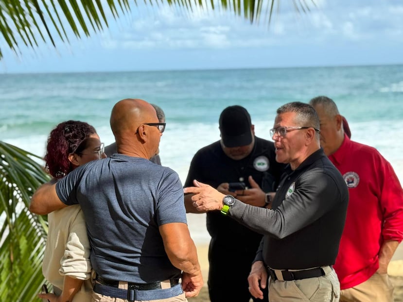 El comisionado del NMEAD, Ángel Jiménez, y su equipo se reunió con los familiares del joven para explicarle los trabajos que se llevan a cabo.