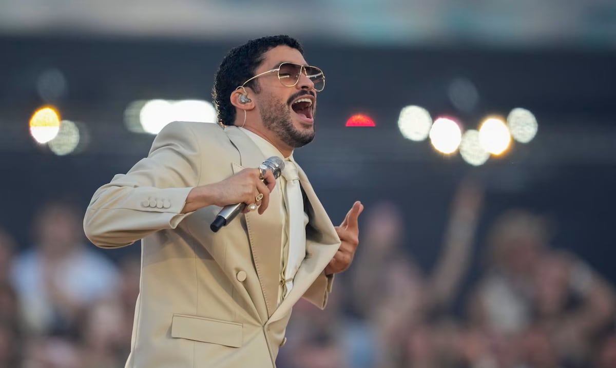 Bad Bunny comparte emotivo video antes de cerrar su gira mundial en el Hiram Bithorn