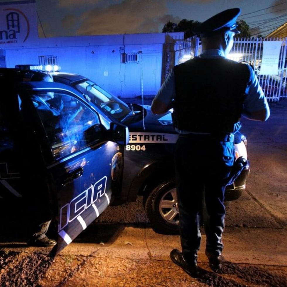 Según la Policía, los hechos se reportaron a eso  de las 4:10 de la madrugada de este lunes, en el kilómetro 5.1 de la carretera PR-867.