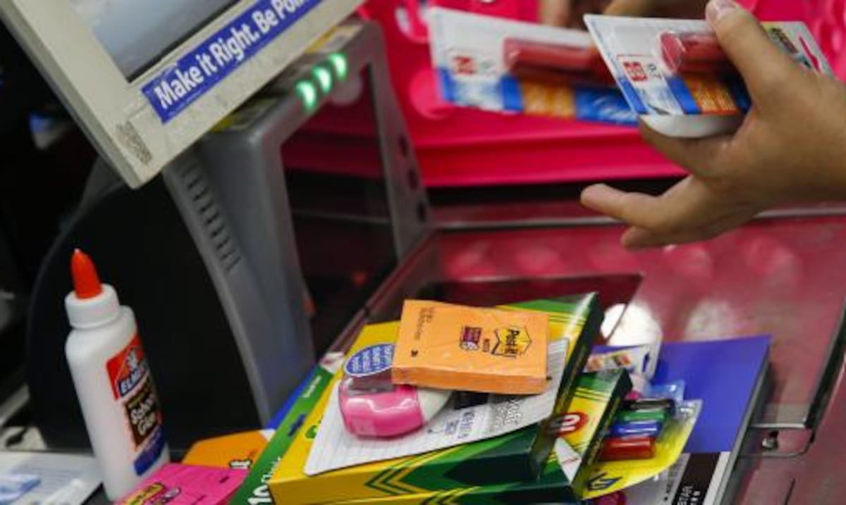 Junta de Supervisión Fiscal se opone a extender período libre de IVU para materiales escolares