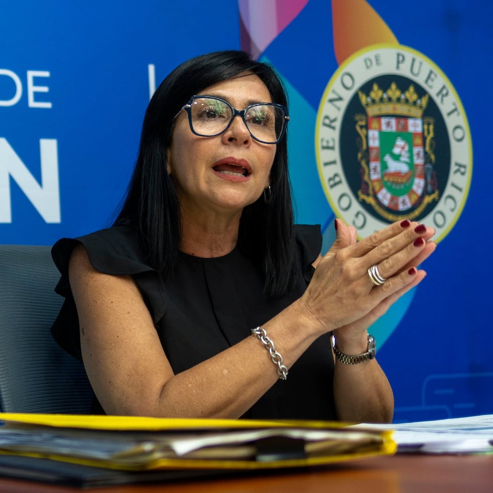 The former Secretary of Education Yanira Raíces Vega argues that she is entitled to the three certifications because she allegedly followed the entire regulatory process and has the professional background.