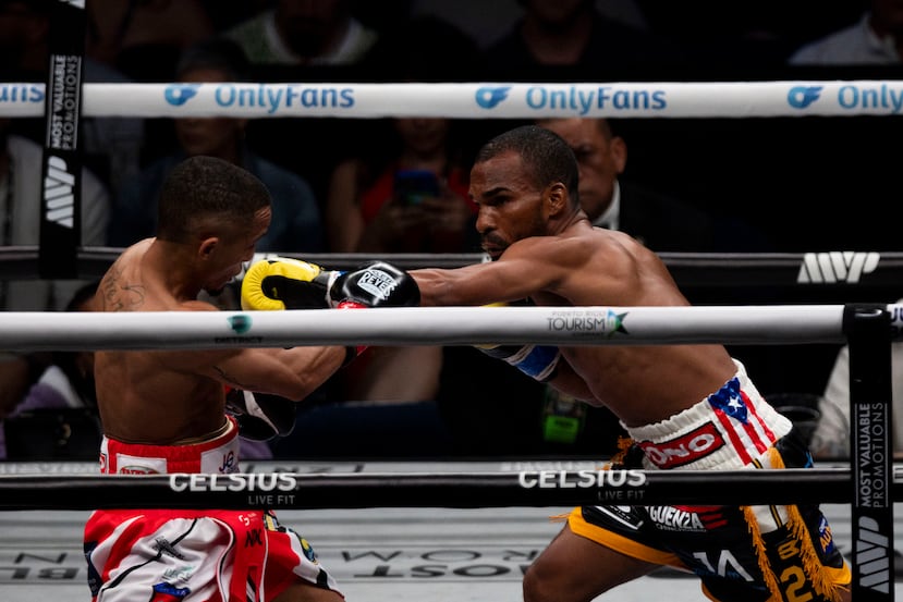 René Santiago —izquierda— tiene la experiencia de haber enfrentado a un peleador de guardia zurda, como lo fue hace dos años Jonathan "Bomba" González.