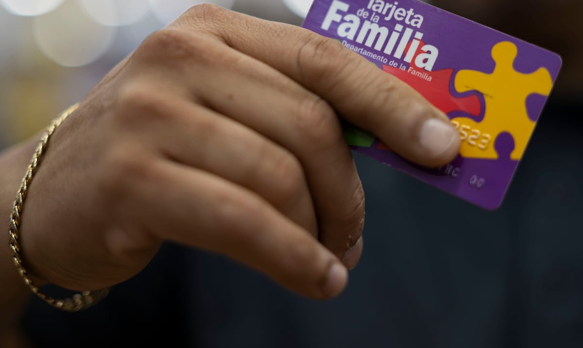 Bajo examen de un inspector general federal los pagos de $150 millones del PAN a personas muertas
