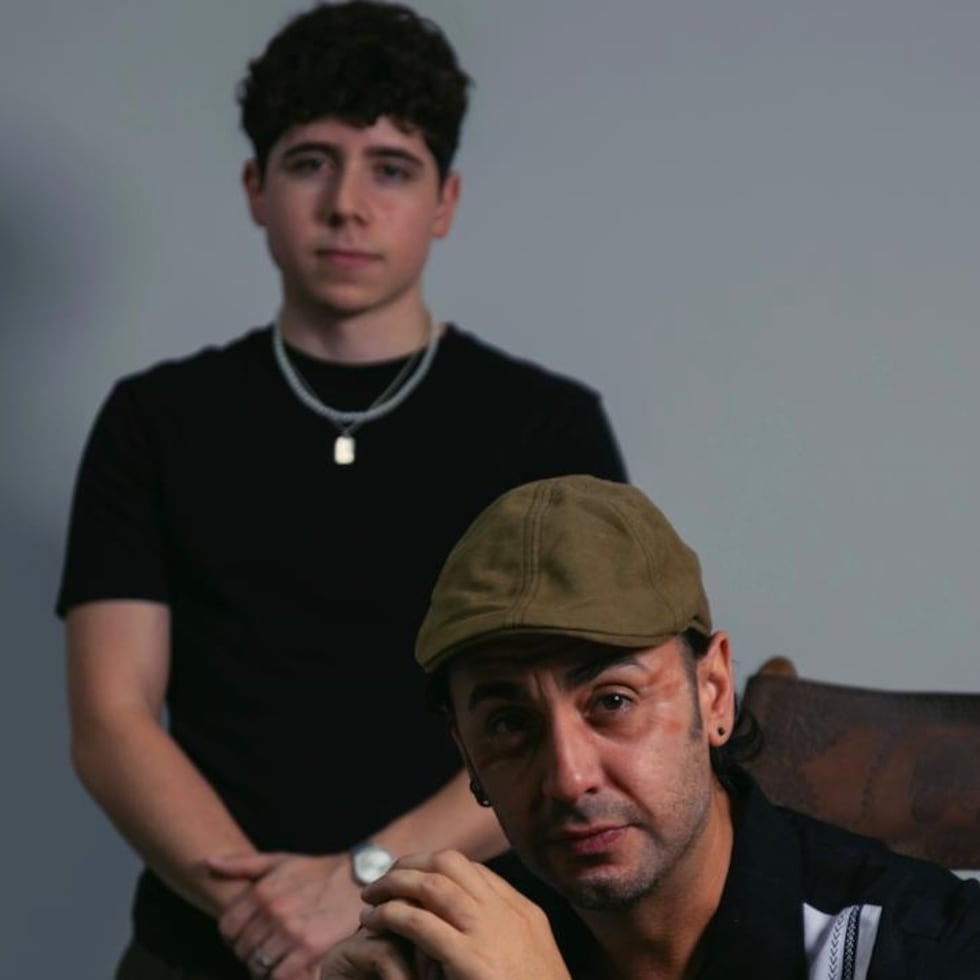 Edwin Emil Moró como "Don José" y Giancarlo Rodríguez como "Antonio".