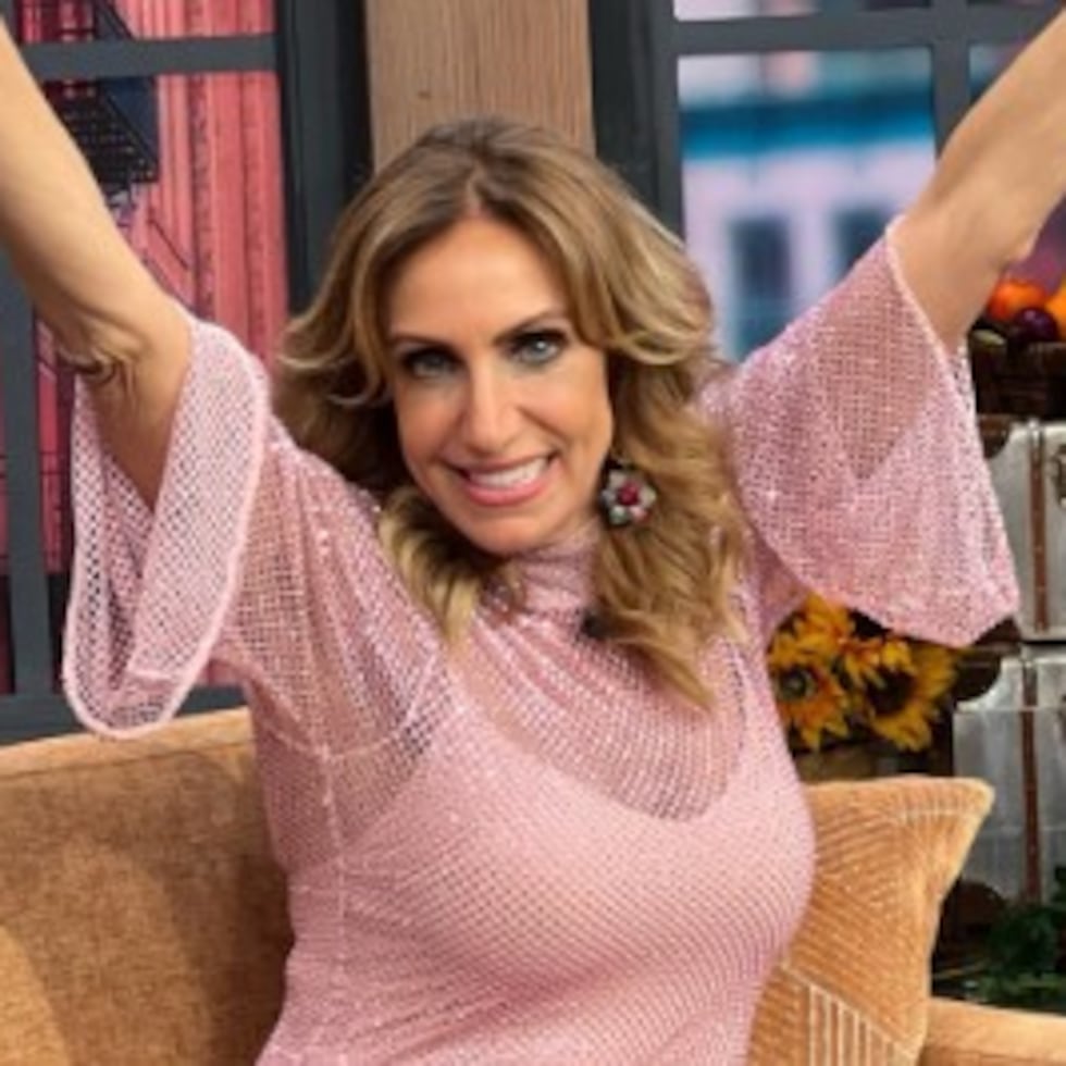 Lili Estefan fue hasta Tailandia a acompañar a su hija Lina Luaces, quien fue en representación de Miss Cuba.