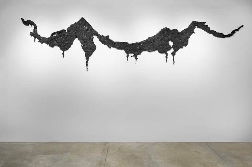 Obra "Archipelago" (2020), de la artista Teresita Fernández, que forma parte de la muestra “Imagining an Archipelago: Art from Cuba, Guam, the Philippines, Puerto Rico, and Their Diasporas”.