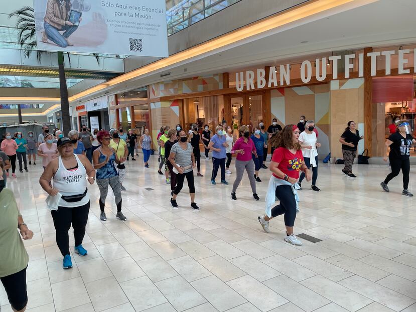 Clase de zumba en The Mall of San Juan.