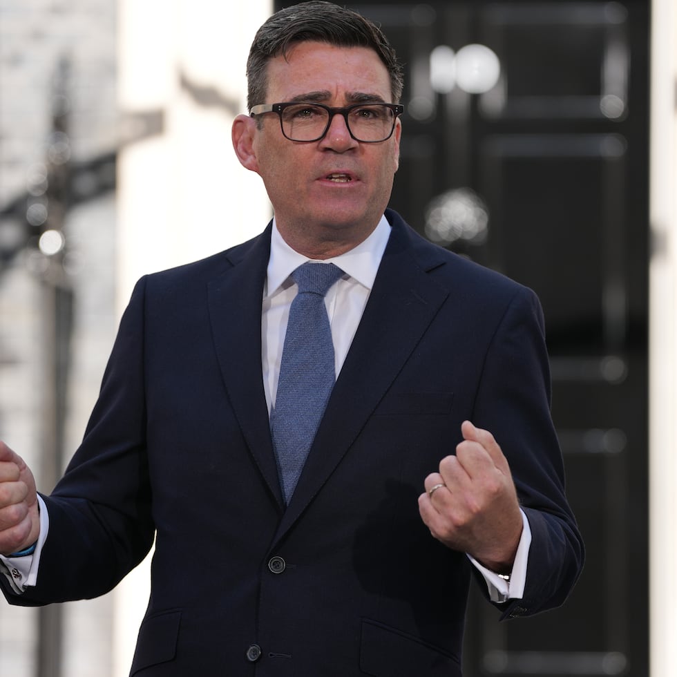 Burnham reemplazó el viernes a Starmer como líder del Partido Laborista, de centroizquierda y en el gobierno.