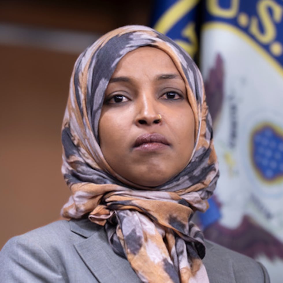 Omar, de 44 años, representa el quinto distrito congresional de Minnesota, que incluye la ciudad de Minneapolis.