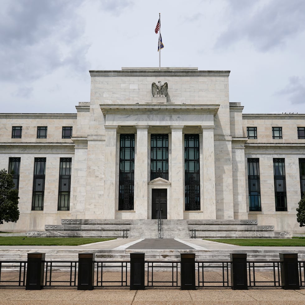 According to the analysis, the island’s commercial banks have cheaper deposits and large loan portfolios with variable rates.