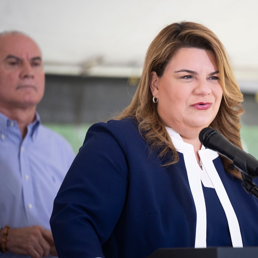 El magistrado federal Marshal D. Morgan no precisó si el caso se relaciona una casa de los suegros de la gobernadora Jenniffer González en la Reserva Natural La Parguera, que ha sido eje de controversia por años, y qué relación tendría el imputado con la gobernadora o su familia.