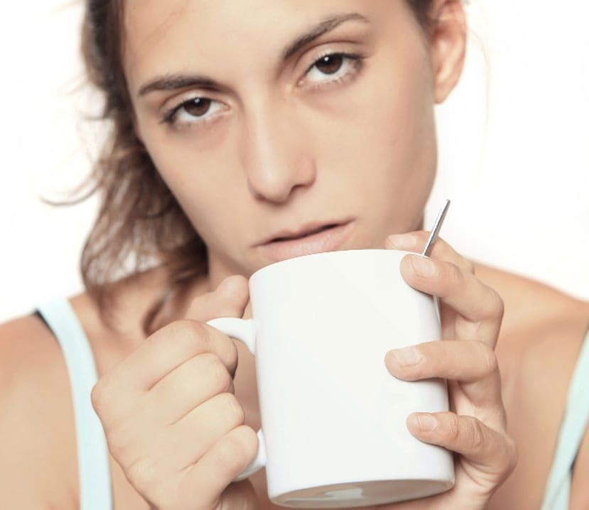 Tomar café o alcohol cerca de la hora de dormir puede ser contraproducente. (Thinkstock)