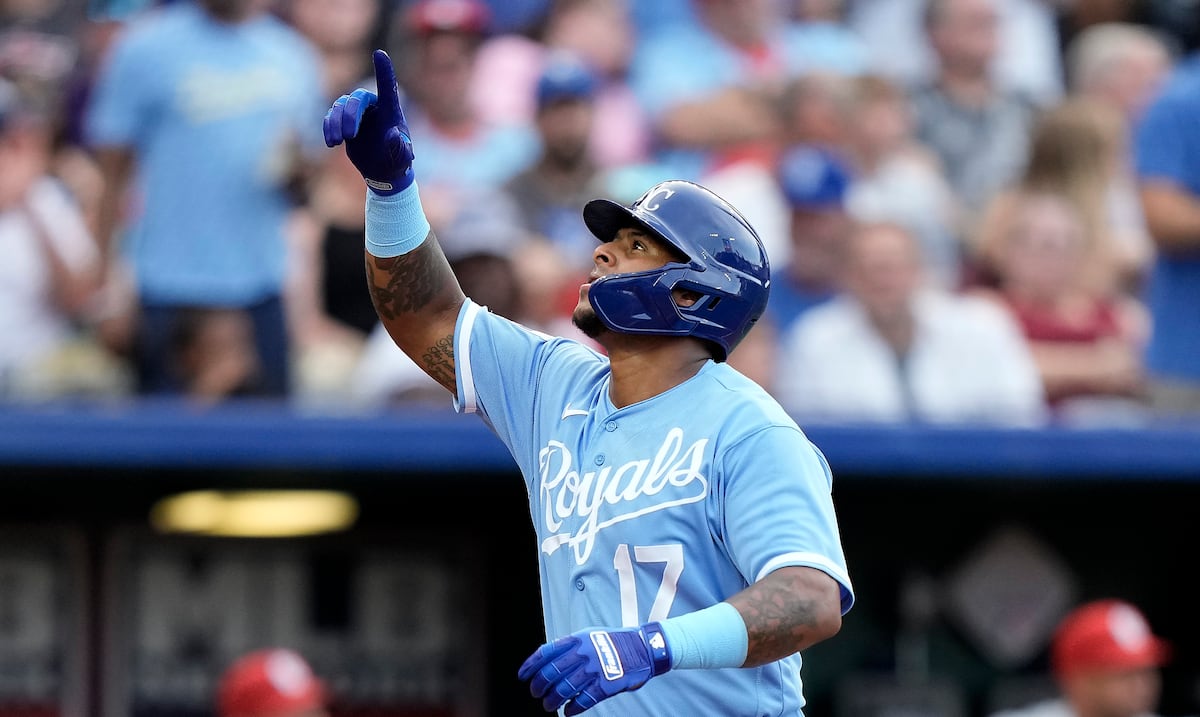 El boricua Nelson Velázquez regresa a las Grandes Ligas al ser ascendido por San Luis