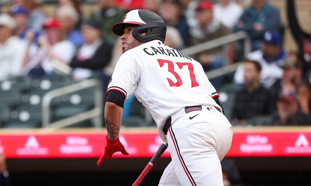 Víctor Caratini jonronea en derrota 12-3 de los Twins ante los Dodgers
