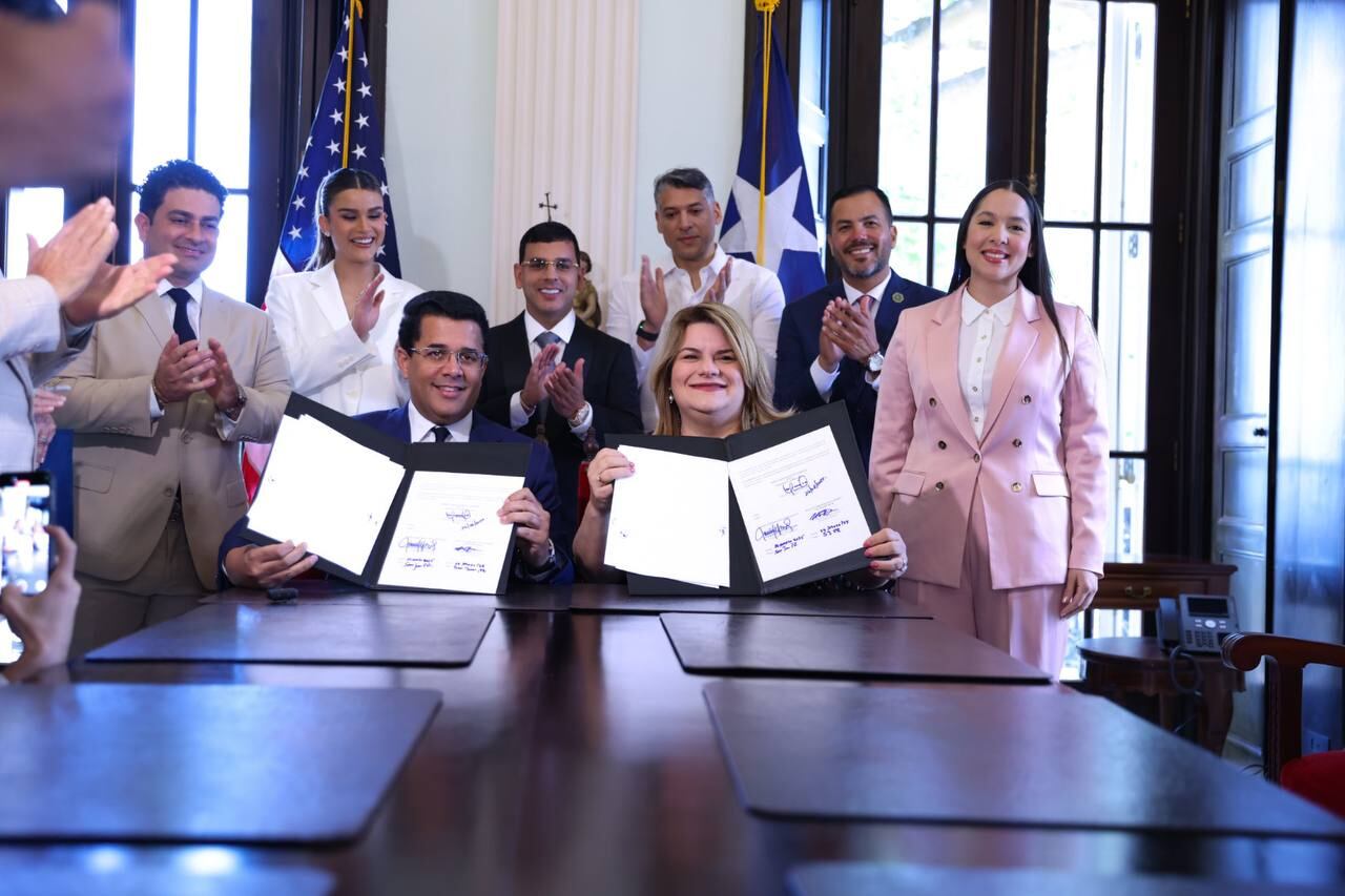 Imagen de la cobertura de: Acuerdo de promoción conjunta entre Puerto Rico y Dominicana genera dudas sobre beneficios en Europa