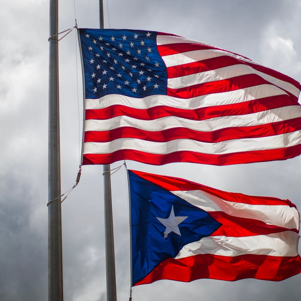 Los puertorriqueños somos nacionales de Estados Unidos de América por virtud de nuestro nacimiento en un territorio estadounidense, pero sus ciudadanos a medias por el hecho de que se nos priva del fundamental derecho democrático de votar para elegir al presidente y a los congresistas que nos gobiernan, afirma Orlando Parga.