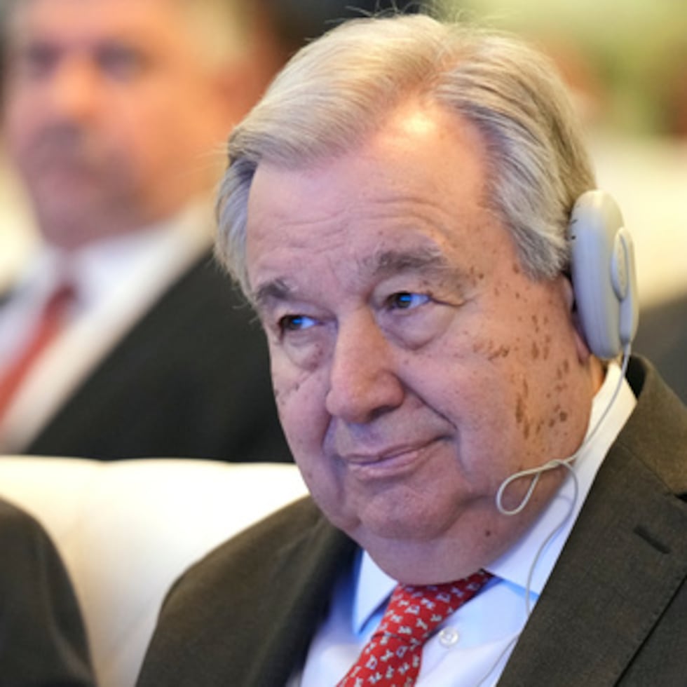El Secretario General de las Naciones Unidas, Antonio Guterres, ha criticado repetidamente a Estados Unidos por su operación militar en Venezuela para capturar al presidente Nicolás Maduro y sus mortíferos ataques a barcos en el Caribe y el Pacífico que.