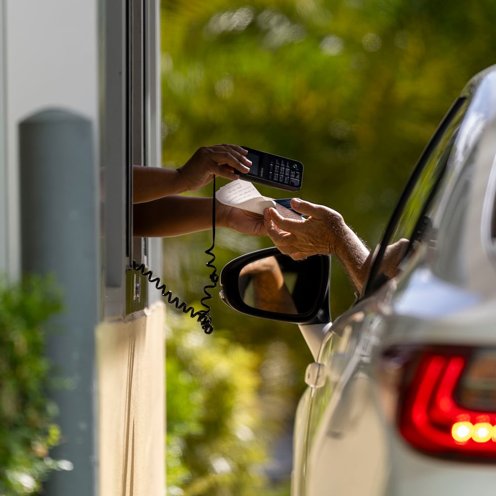 La intervención fue realizada por el agente Kevin Milet Molina, adscrito a la División de Patrullas de Carreteras de Arecibo.