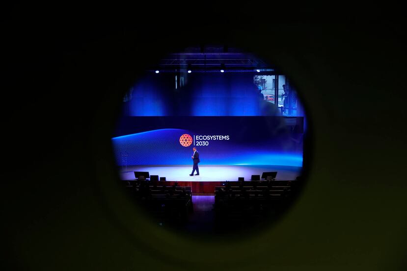 En el marco de Ecosystems 2030 presentan al robot Mantis.