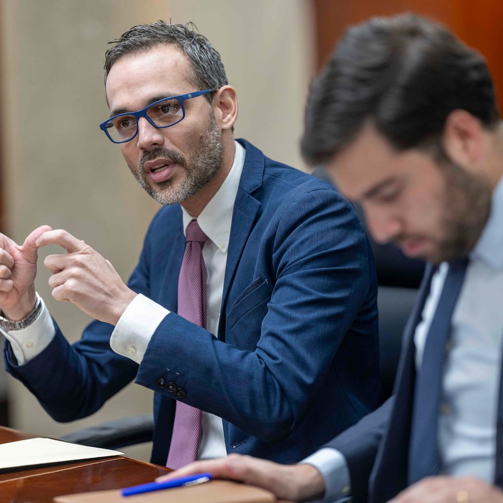 According to the document made official by the former judge, the crimes that Almodóvar and Neuman may have committed include retaliation, dereliction of duty, undue influence, and even illicit enrichment.