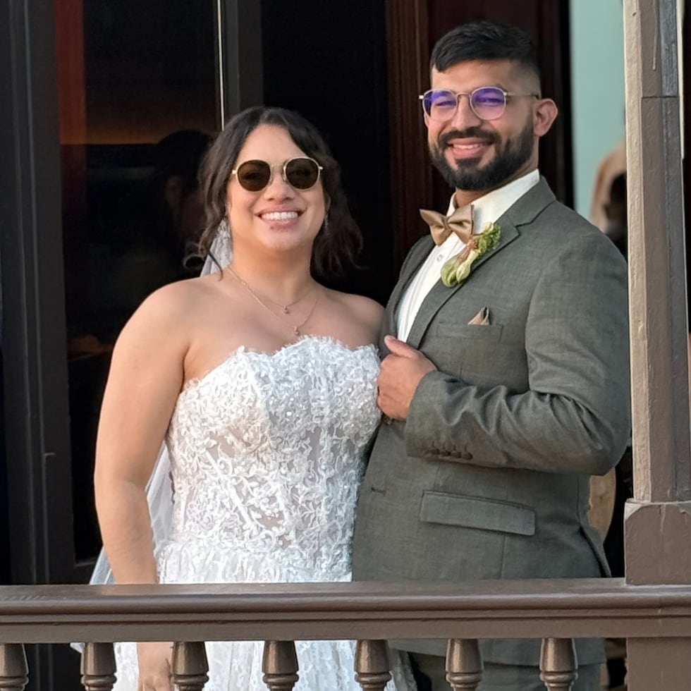 Bianca y Arnold se casaron esta tarde, previo al concierto "Atardecer Navideño".