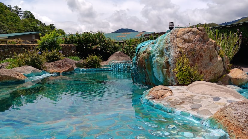 La Hacienda de Orosi, en Costa Rica, tiene siete piscinas de aguas termales.
