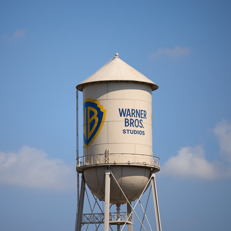 La disputa por Warner y el valor de cada oferta se complica porque Netflix y Paramount buscan cosas distintas.