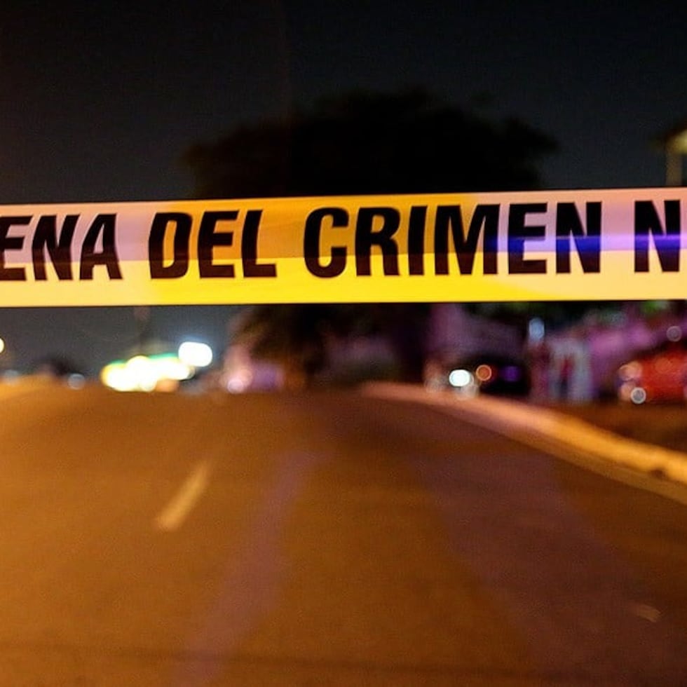 Una llamada a un cuartel de la Policía a las 6:25 a.m. alertó sobre el auto baleado.