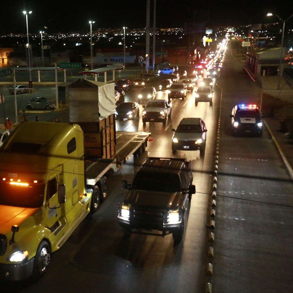 En un comunicado, la SRE apuntó que los pasados 8 y 9 de abril se celebró en Washington la reunión plenaria del Grupo Binacional México–Estados Unidos sobre puentes y cruces internacionales, principal foro bilateral para la presentación, análisis y seguimiento de proyectos de infraestructura transfronteriza.